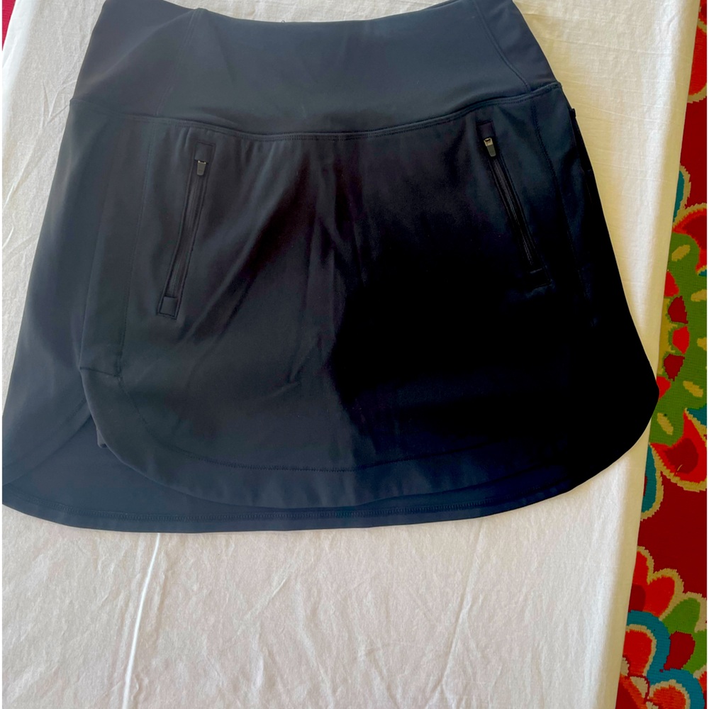 Athleta black golf skort